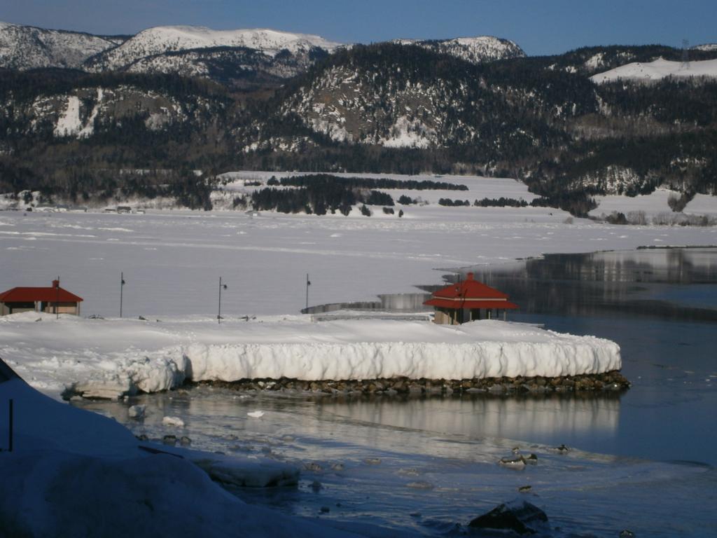 Apartement Mirador Du Fjord LʼAnse-Saint-Jean エクステリア 写真
